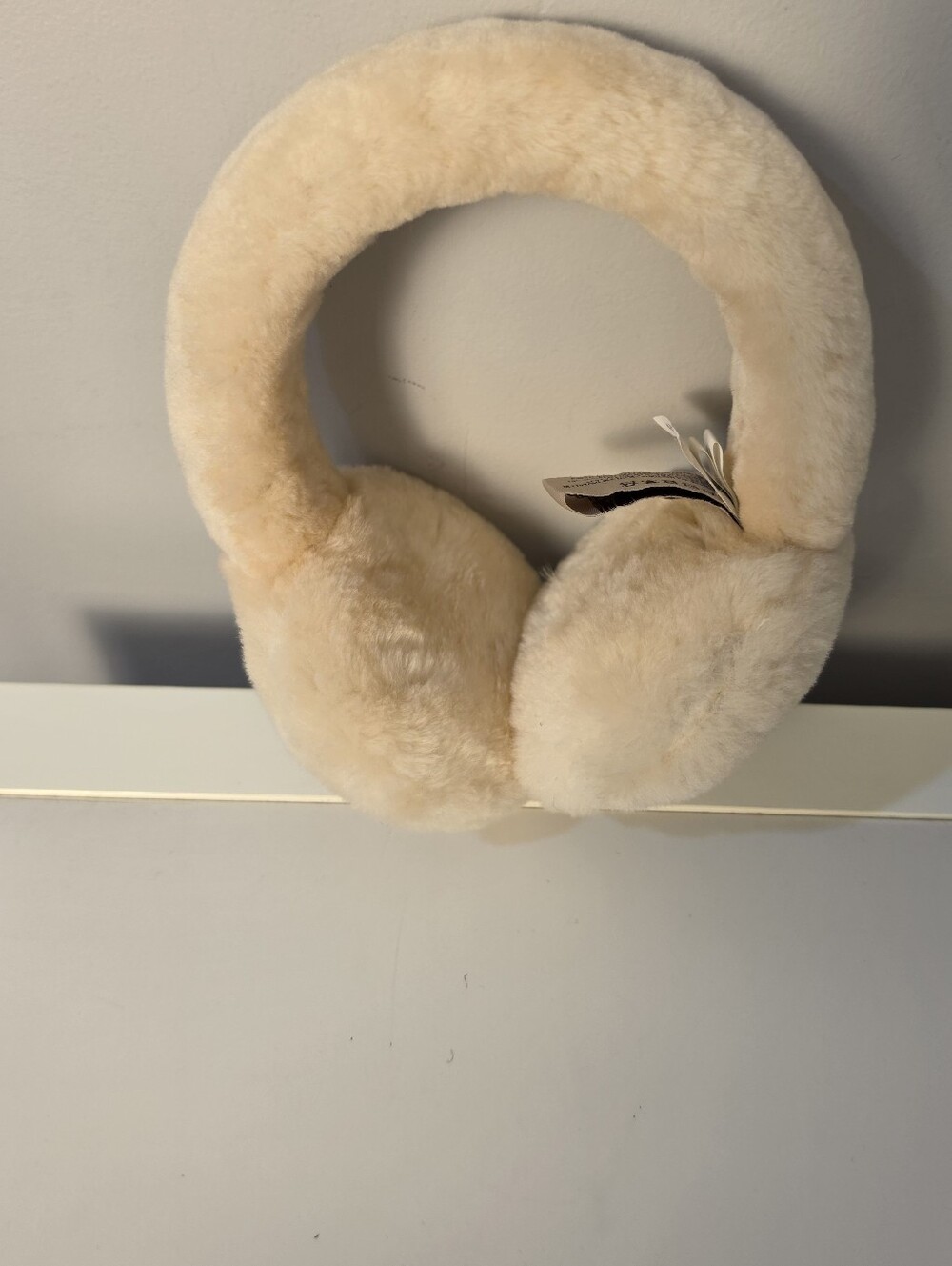 UGG Women’s Cream Ivory Genuine Shearling Sheepskin Earmuffs
